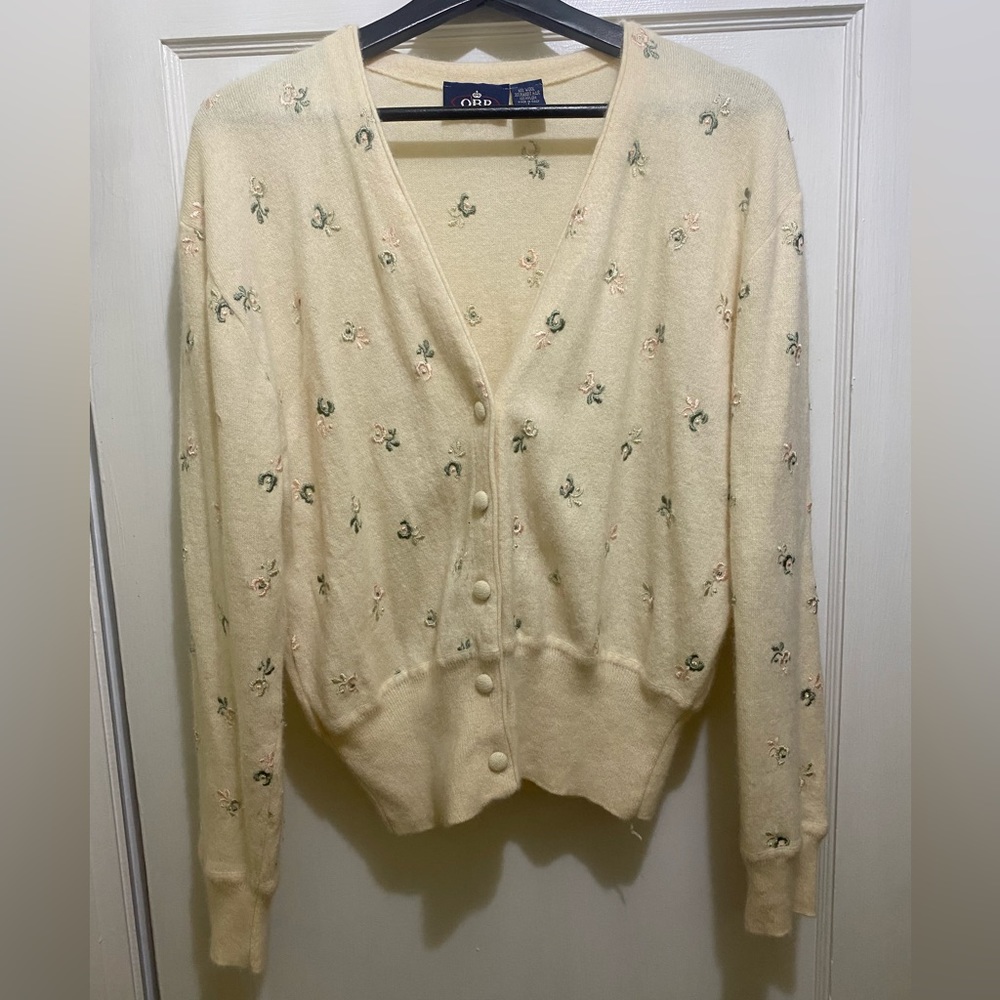 VINTAGE OBR sweater.